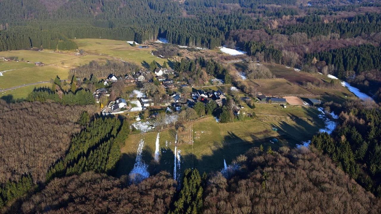 Zum Rosenhuegel Villa Hellenthal Exterior photo